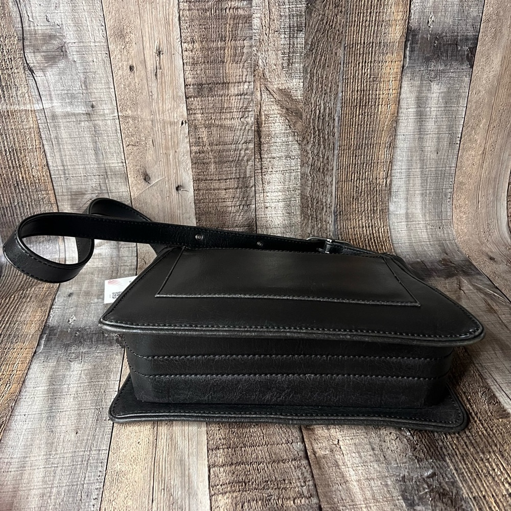 Matt & Nat Black LEIA VEGAN SHOULDER BAG - VINTAGE - Picture 13 of 16